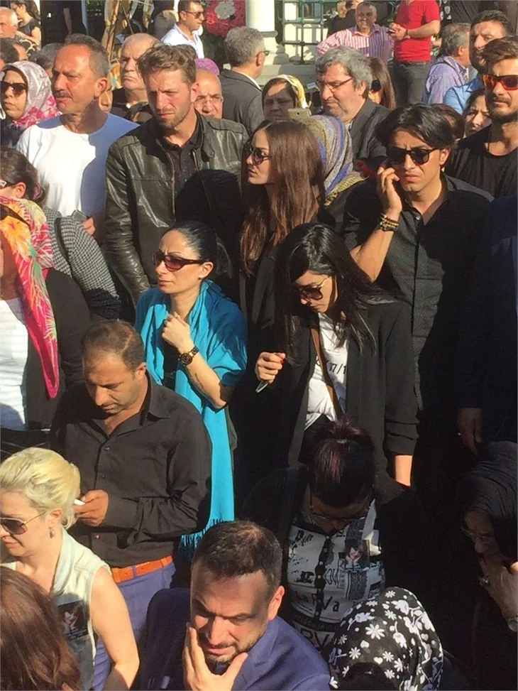 Oya Aydoğan son yolculuğuna uğurlandı!