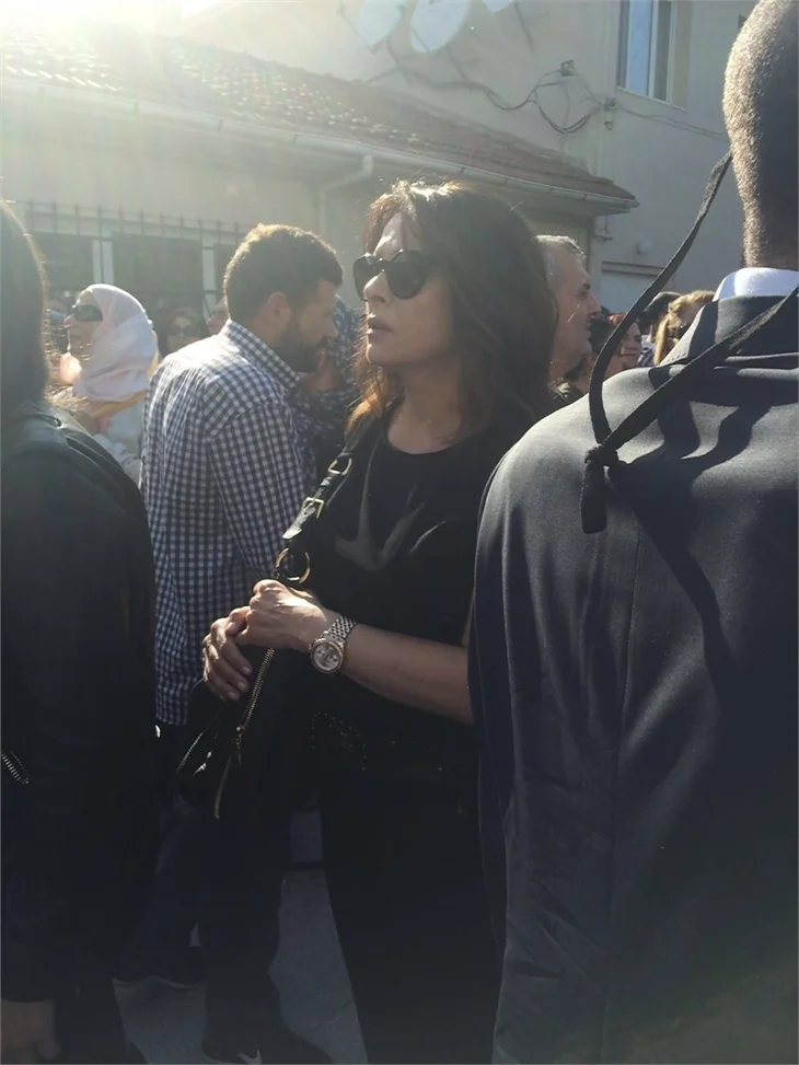 Oya Aydoğan son yolculuğuna uğurlandı!