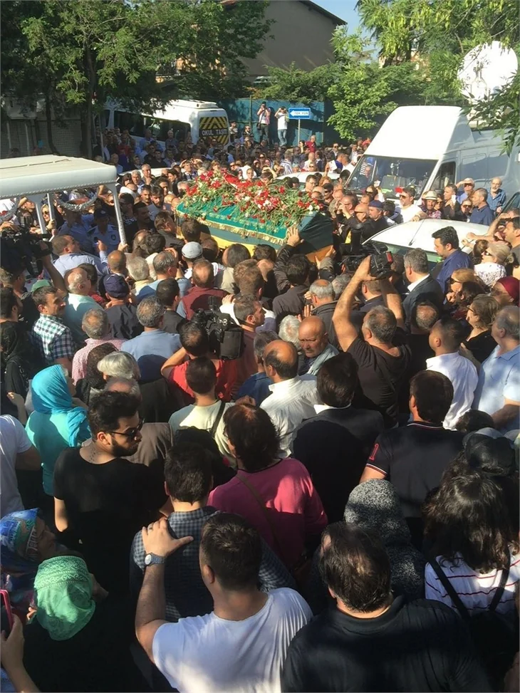 Oya Aydoğan son yolculuğuna uğurlandı!
