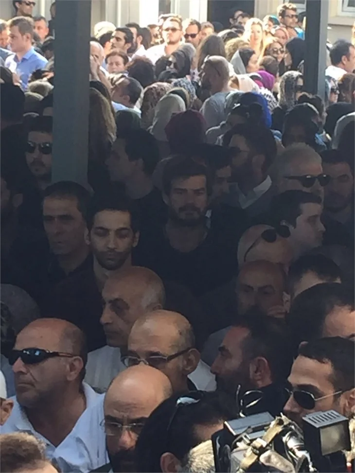 Oya Aydoğan son yolculuğuna uğurlandı!