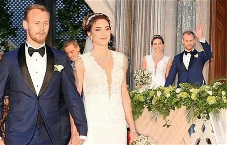 Galatasaraylı futbolcu Semih Kaya evlendi!