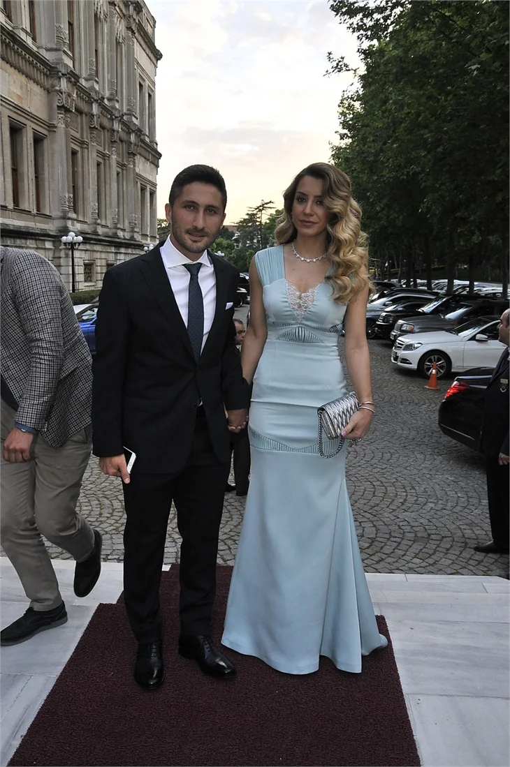Semih Kaya ve Yasemen Saylar evlendi! Düğün ünlü akınına uğradı!