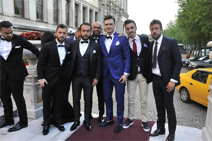 Semih Kaya ve Yasemen Saylar evlendi! Düğün ünlü akınına uğradı!