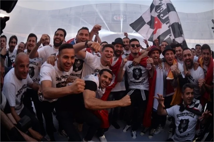Beşiktaş şampiyonluk kupasına kavuştu!