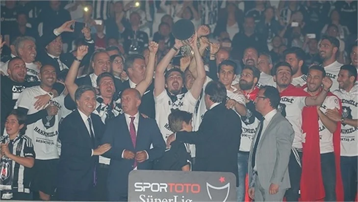 Beşiktaş şampiyonluk kupasına kavuştu!