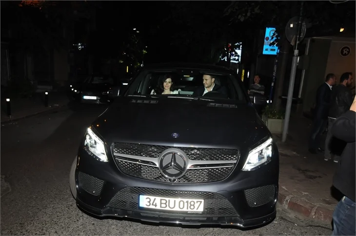 Didem Balçın'a doğum günü hediyesi çeyrek altın
