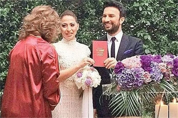 Tarkan nikahından sonra ilk kez konuştu; "Benim mutlu olmaya hakkım yok mu?"