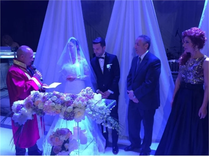 Sinan Özen ve Burcu Kartal evlendi