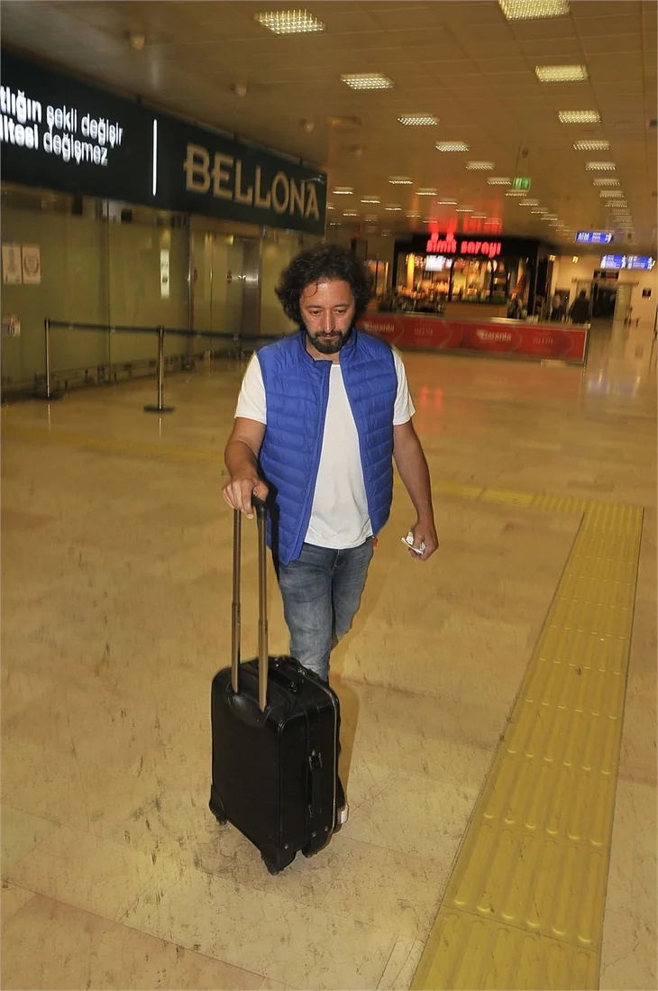 Tatil bitti! Ünlüler İstanbul'a döndü!