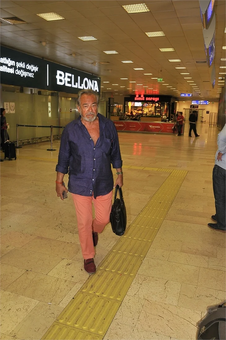 Tatil bitti! Ünlüler İstanbul'a döndü!