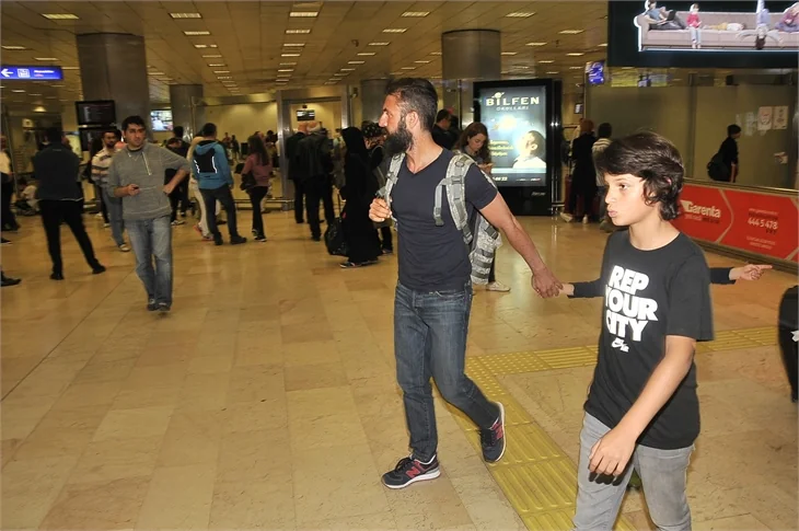 Tatil bitti! Ünlüler İstanbul'a döndü!