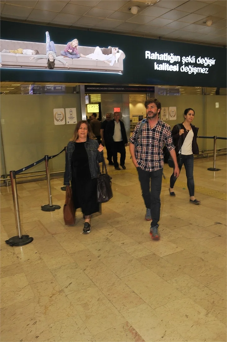 Tatil bitti! Ünlüler İstanbul'a döndü!