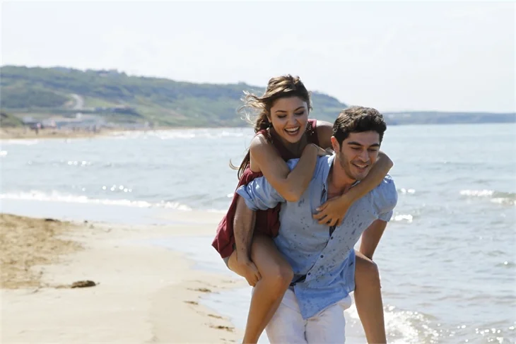 Hande Erçel ve Burak Deniz’in "Hayat'la Murat" halleri!