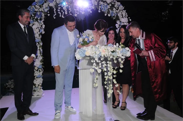 Kiralık Aşk’ın yıldızı evlendi!