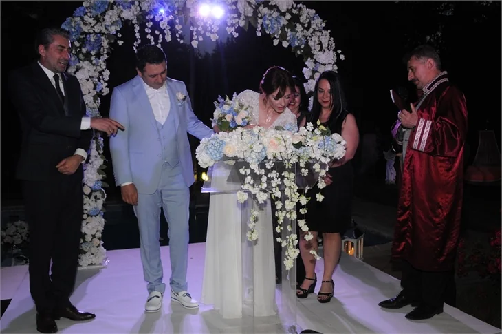 Kiralık Aşk’ın yıldızı evlendi!