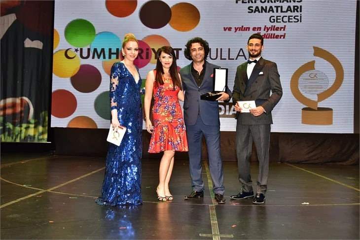Cumhuriyet enlerini seçti