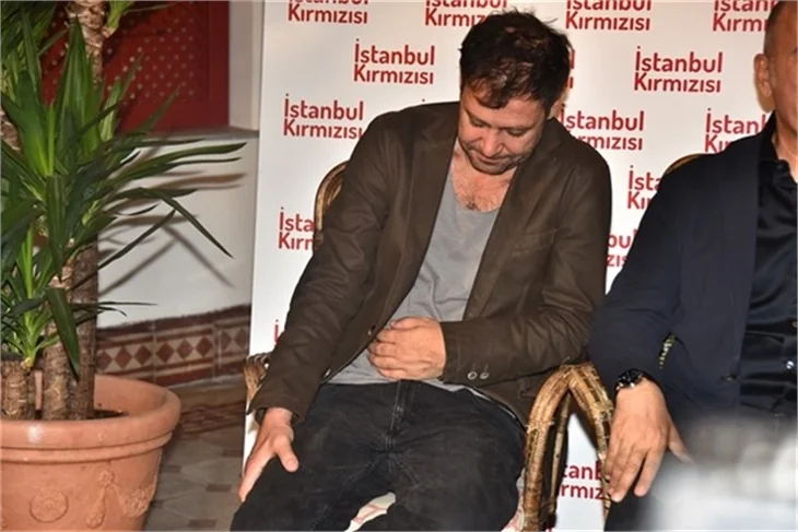 Dev kadro basın karşısında!