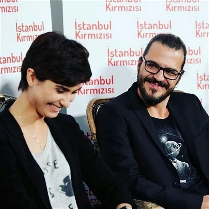 Dev kadro basın karşısında!
