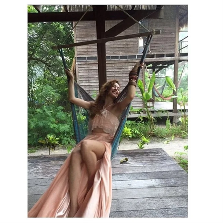 Azra Akın evleniyor