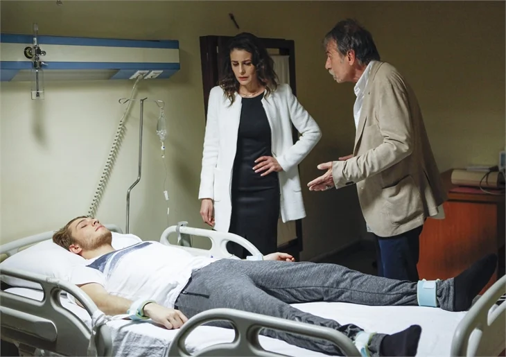 Paramparça'da Dilara affediyor!