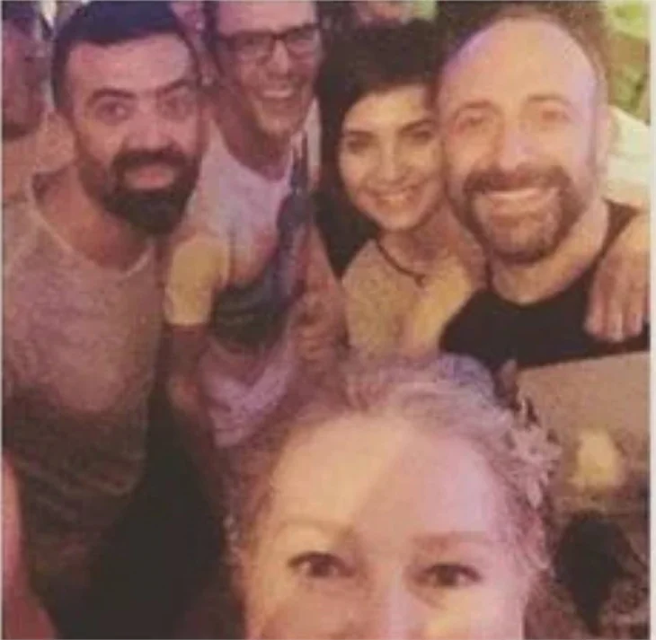 İstanbul Kırmızısı'na eğlenceli kutlama!