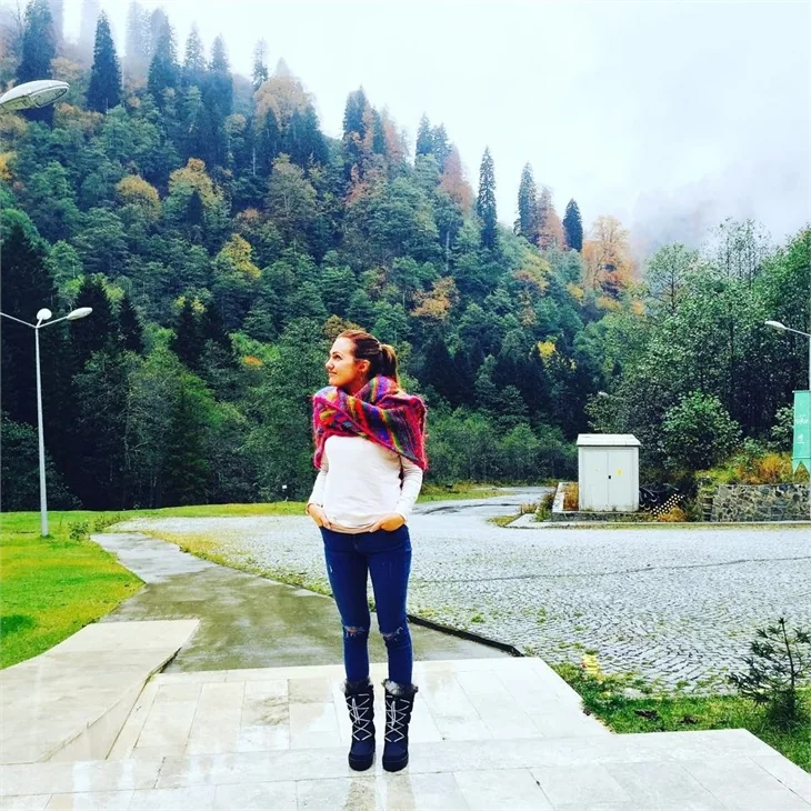 Meryem Uzerli, Hollywood yolcusu!