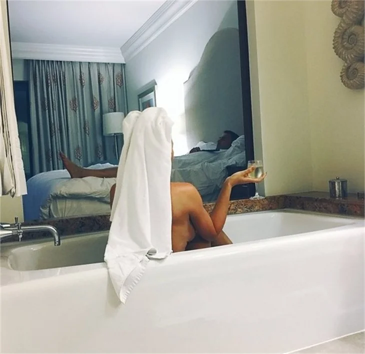 Jelena Karleusa Tosic'den olay paylaşımları