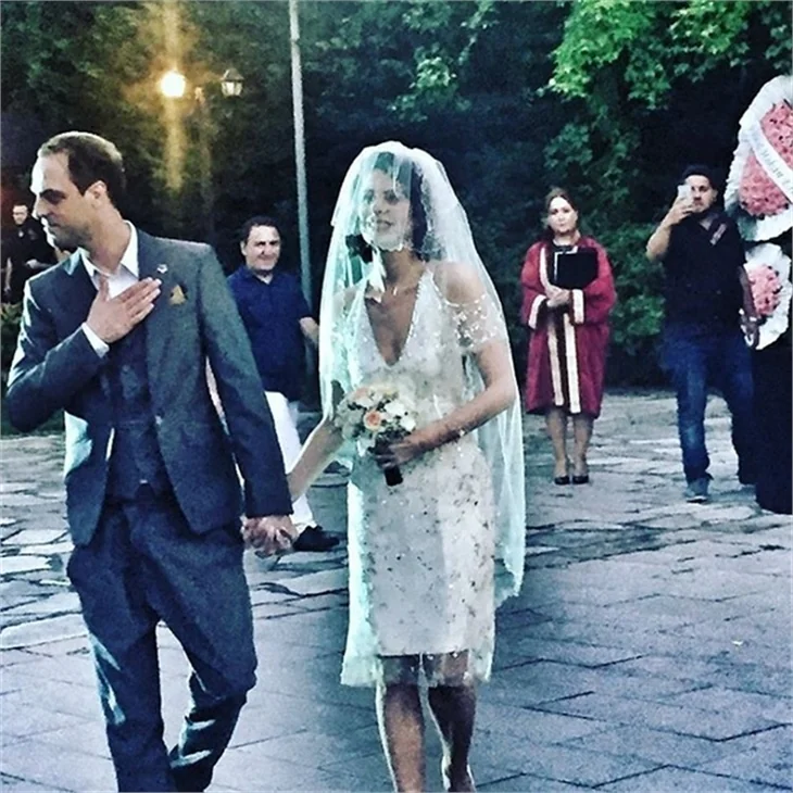 Ebru Özkan ile Ertan Saban'ın düğününe ünlü akını...