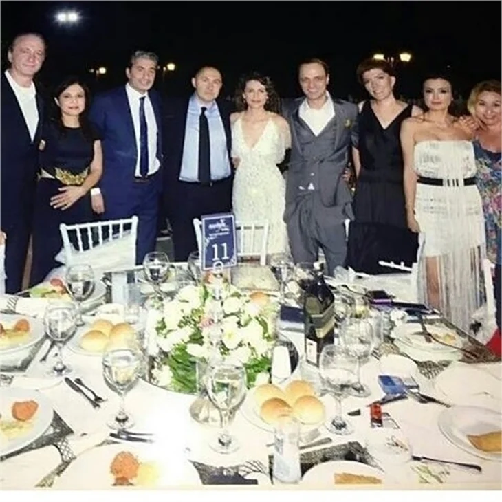 Ebru Özkan ile Ertan Saban'ın düğününe ünlü akını...