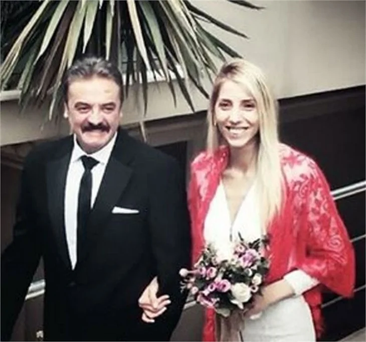 Mesut Akusta ve Şafak Özbir evlendi