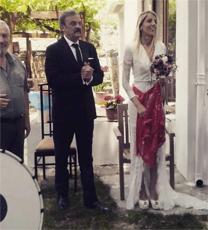 Mesut Akusta ve Şafak Özbir evlendi