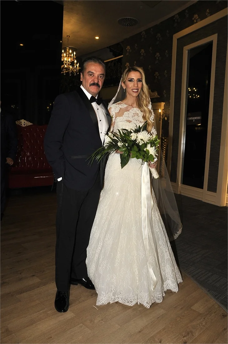 Mesut Akusta ve Şafak Özbir mutluluğa "Evet" dediler!