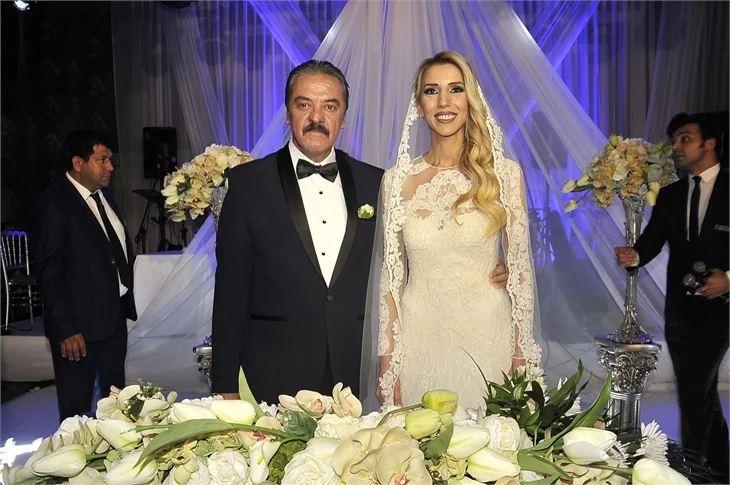 Mesut Akusta ve Şafak Özbir mutluluğa "Evet" dediler!