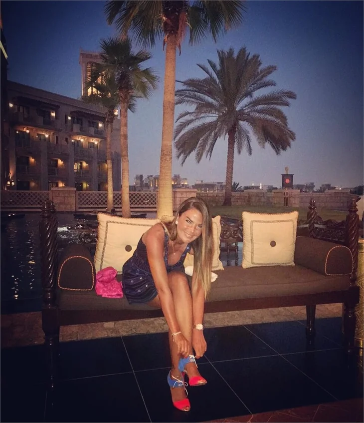Özlem Yıldız ve Öncü Sönmez tatilde