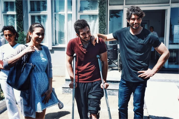 Kış Güneşi'nde Nisan, Efe'den ayrılıyor!