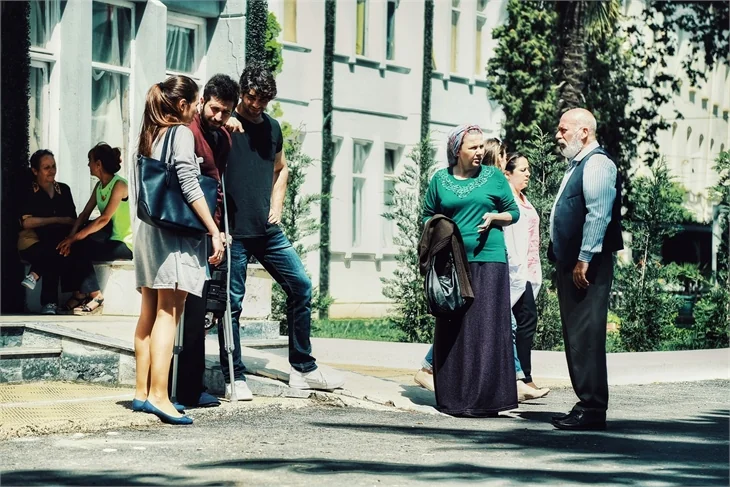 Kış Güneşi'nde Nisan, Efe'den ayrılıyor!