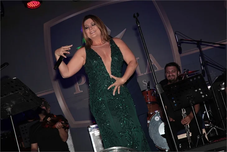 Sibel Can, Kıbrıs'a taşınıyor!