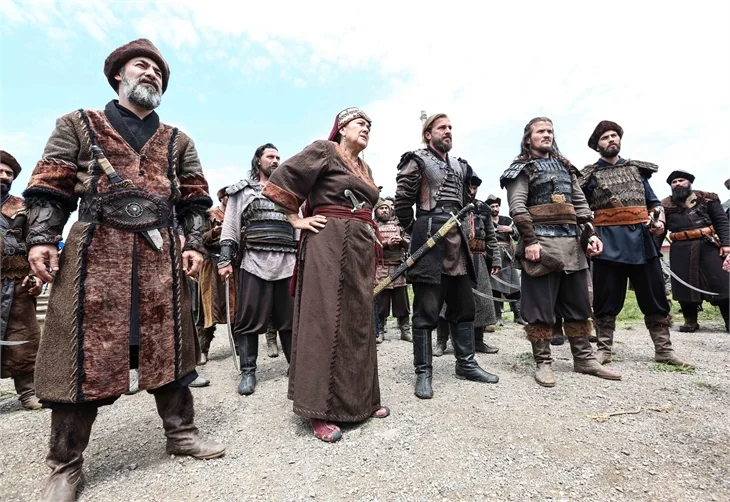 Diriliş Ertuğrul sezon finaliyle ekranlara damga vuracak!