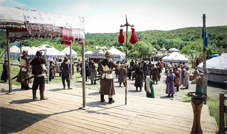 Diriliş Ertuğrul sezon finaliyle ekranlara damga vuracak!