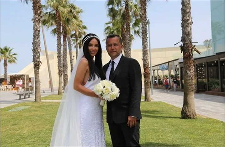 Gülşen ile Ozan Çolakoğlu'nun nikah töreninden ilk fotoğraflar