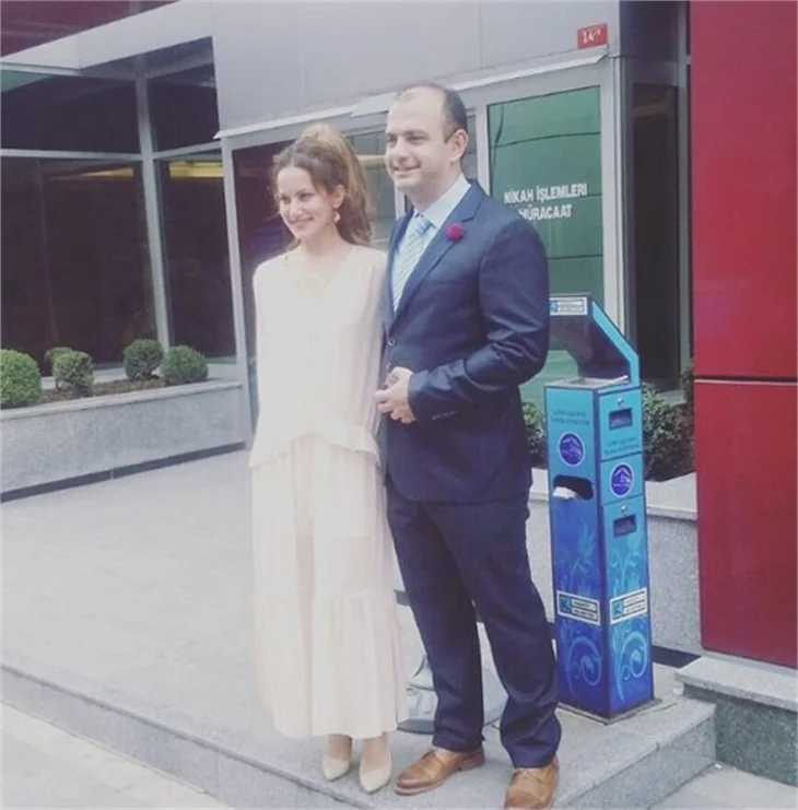 Yıldız Asyalı doğumdan sonra düğün yapacak