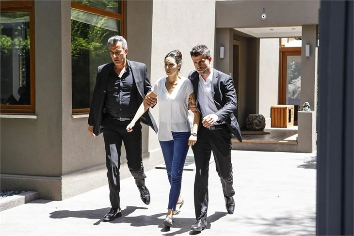 Paramparça'dan sürpriz sezon finali