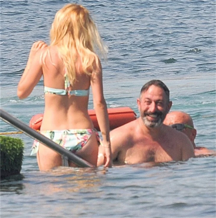 Cem Yılmaz Bodrum'da tatilde