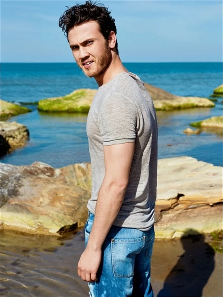 Çağatay Ulusoy ile Aras Bulut İynemli aynı dizide buluştu