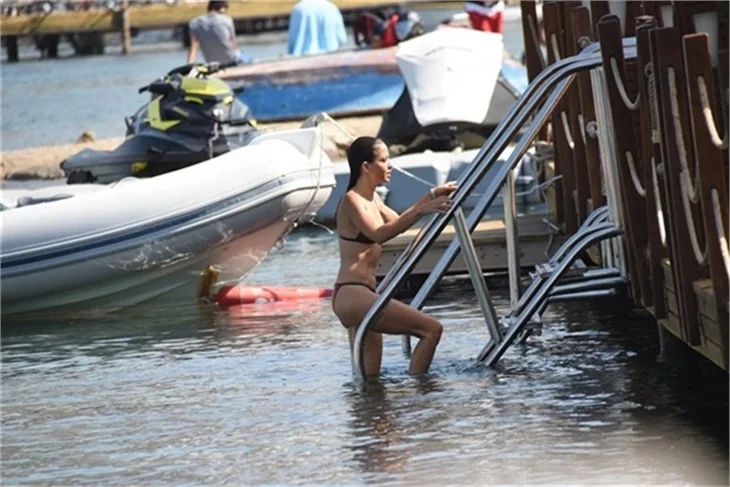 Plajda Tanem Sivar rüzgarı