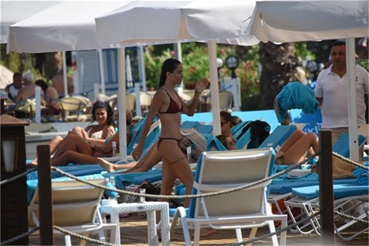 Plajda Tanem Sivar rüzgarı