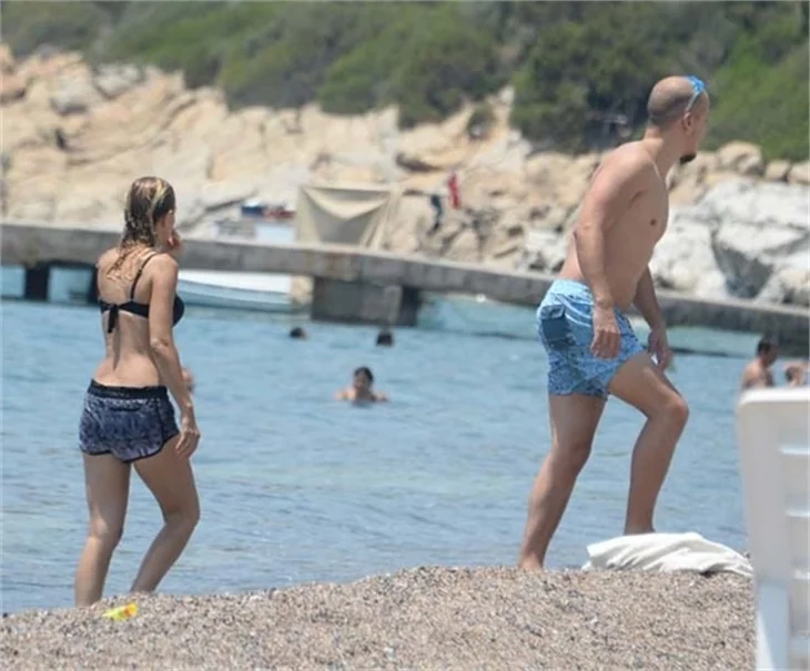Zeynep Casalini de tatilde!