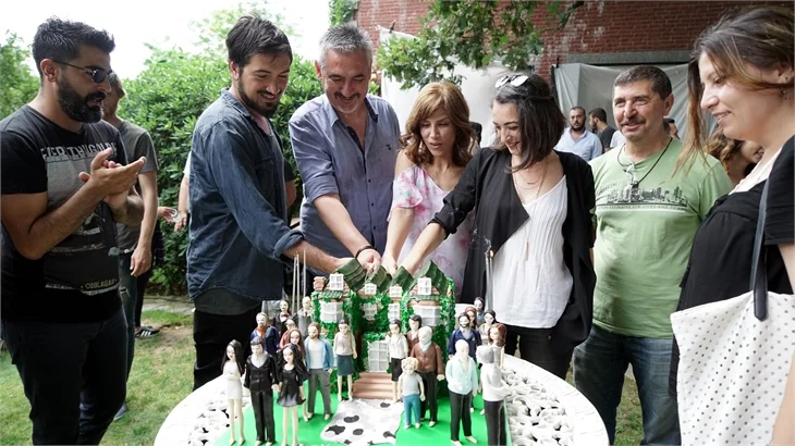'Kördüğüm'den ilk sezona neşeli veda!