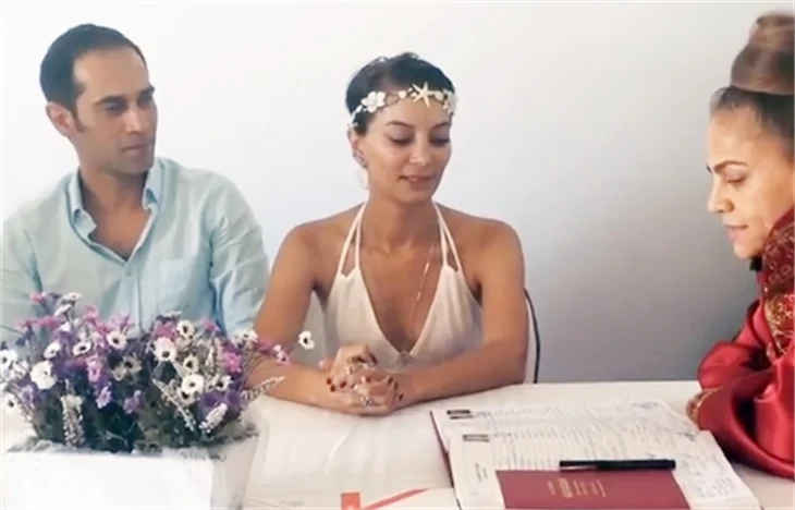 Ünlü oyuncudan sürpriz nikah!