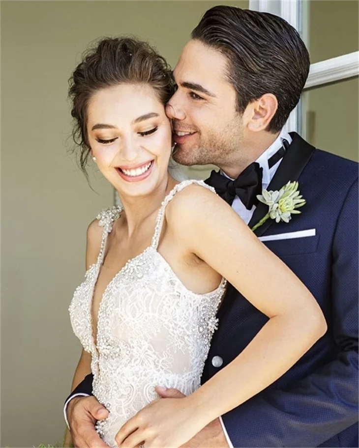 Neslihan Atagül ve Kadir Doğulu evlendi